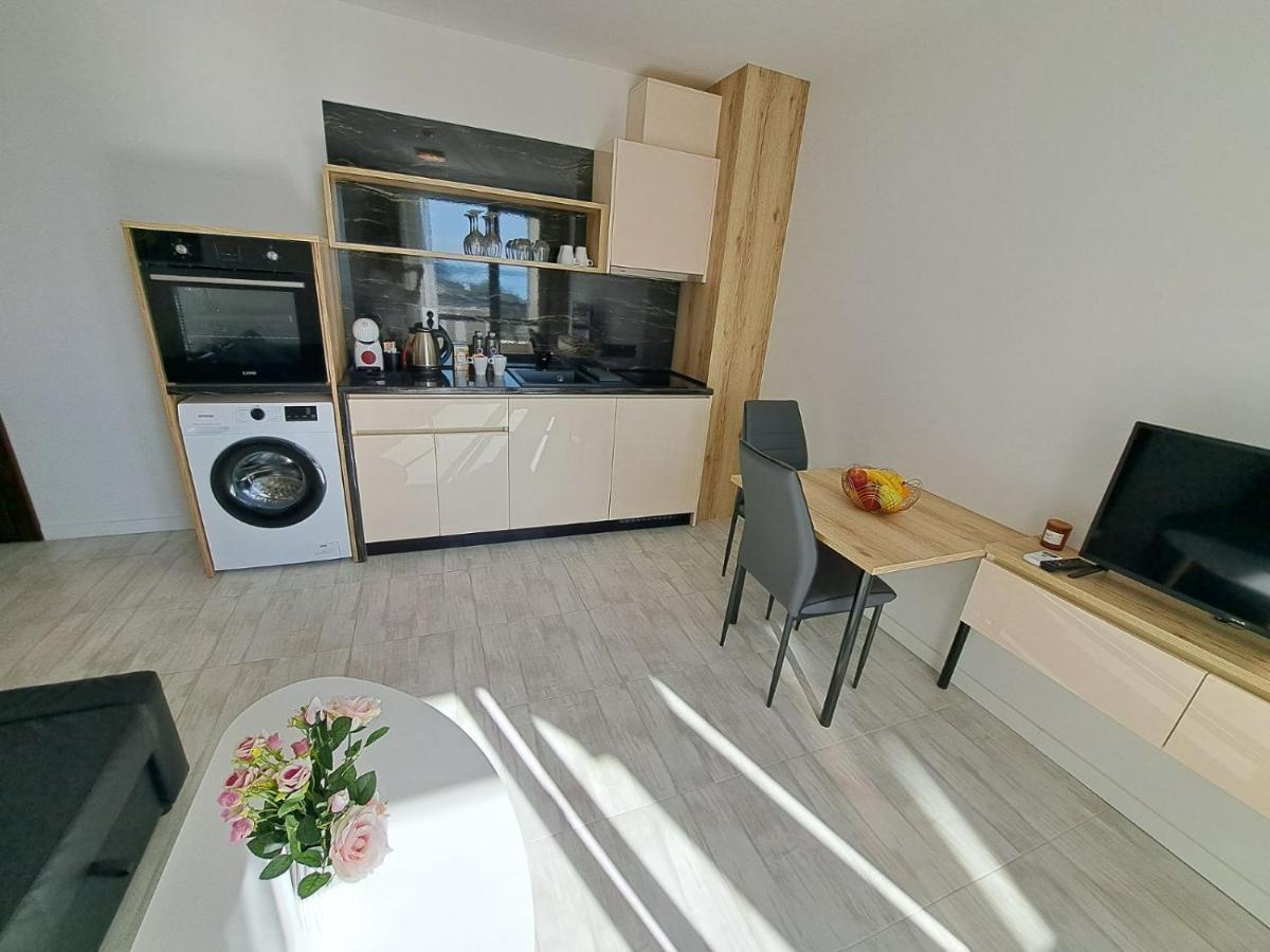 Onyx 2 Private Beach Apartment Sveti Vlas Exterior photo